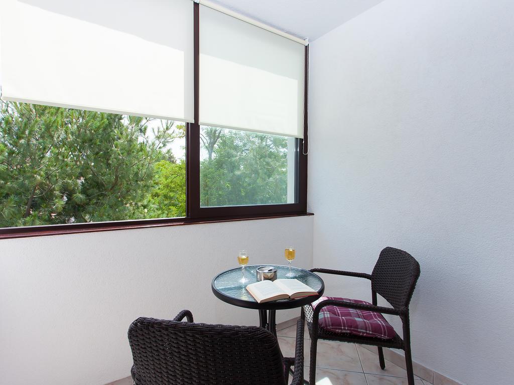 Apartment Cervar Пореч Стая снимка